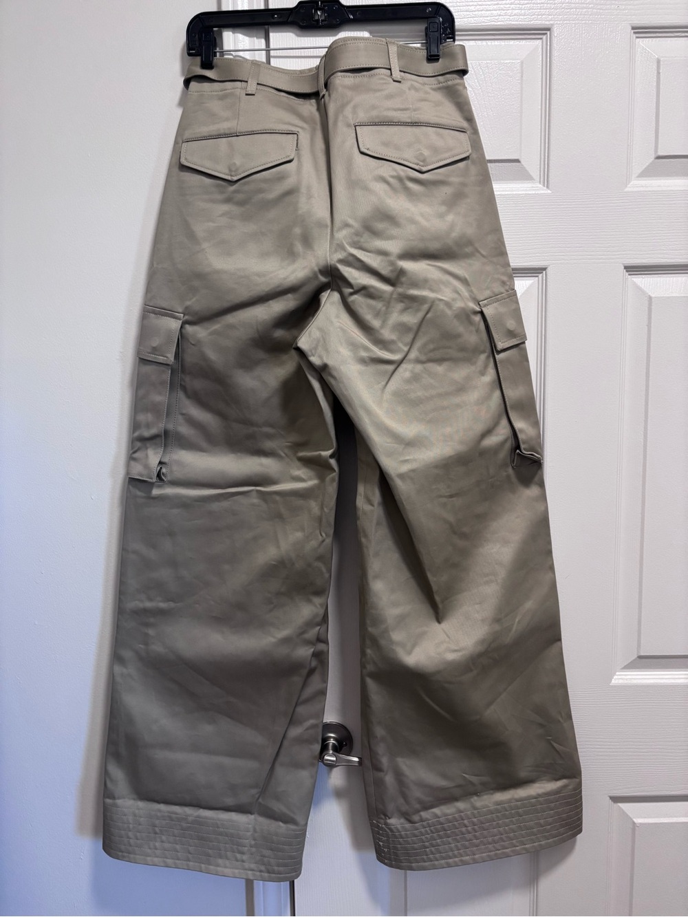 Sacai Wide-Leg Cargo Trousers. New, with tag. - Picture 12 of 16